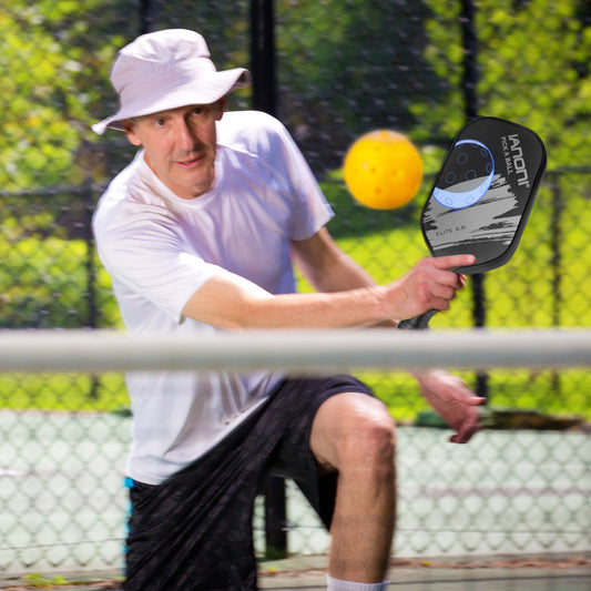 How to Choose Pickleball Equipment